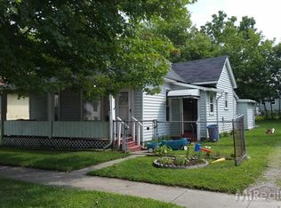 2114 Willow St, Port Huron, MI 48060