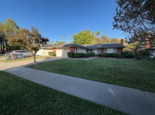 6090 Meadowbrook Ln, Riverside, CA 92504