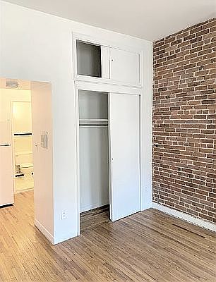 3rd image of 536 E 89th St APT 3C