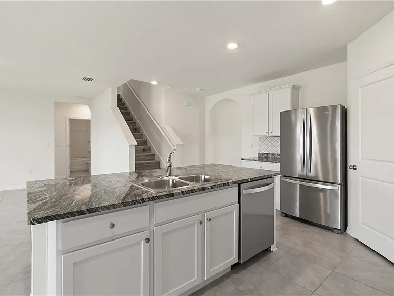 17129 Reserva Dr — Photo 7