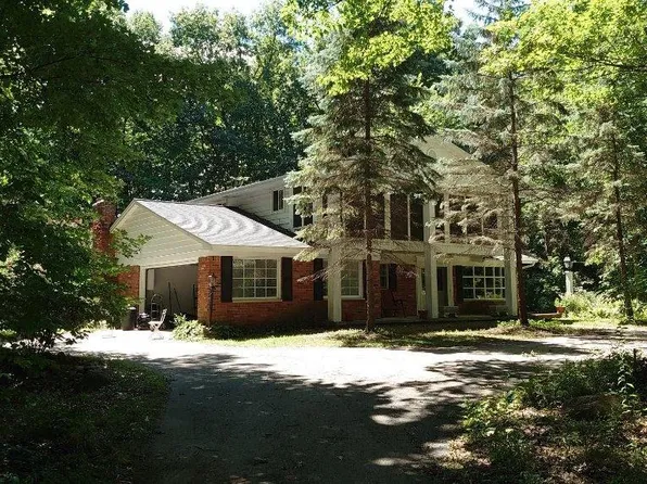 4280 Ramsey Rd, Oxford, MI 48371