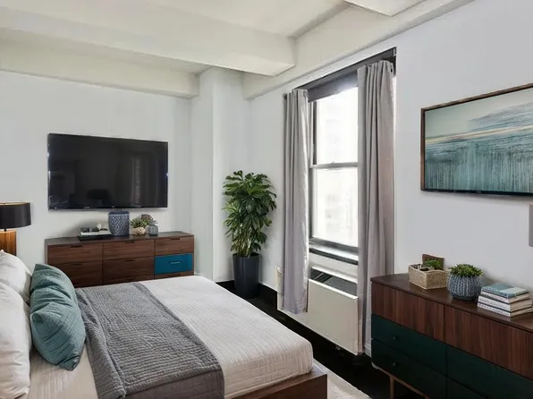 20 Pine Street image 4 of 11