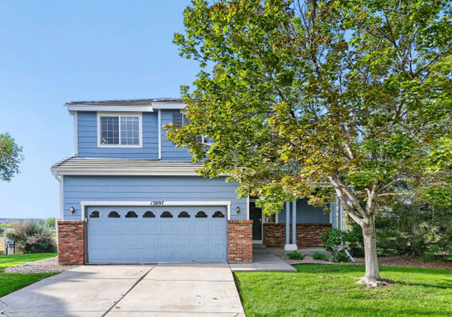 Low-Maintenance 3 Bed/3 Bath Cherrywood Park Home That Backs To Greenway — Photo 1