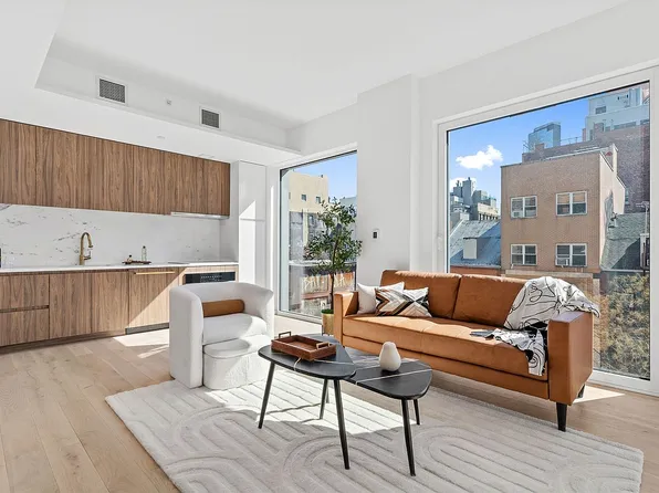 330 Grand St #5B, New York, NY 10002