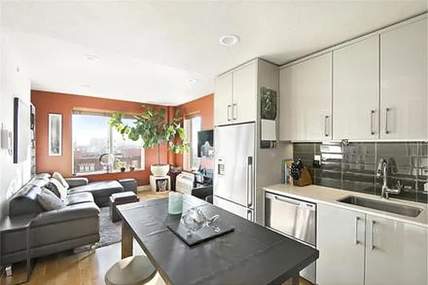 Rented by Town Residential | media 36