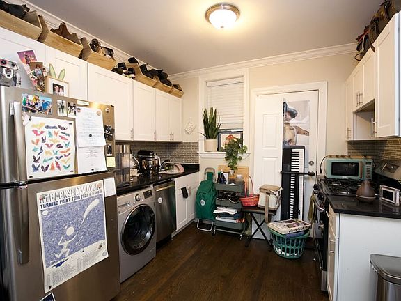 2nd image of 1056 W Lill Ave #3
