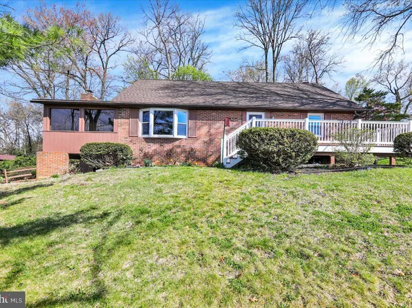12 Moser Ln, Shoemakersville, PA 19555