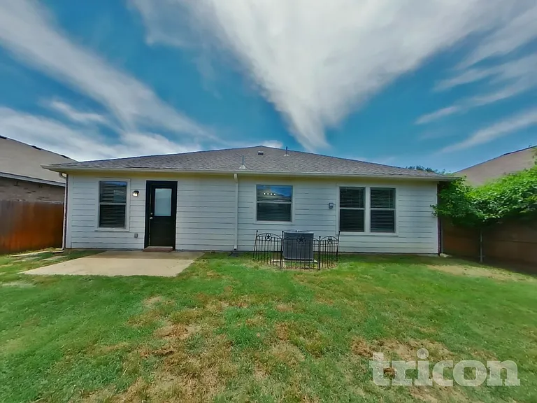 8621 Sagebrush Trl — Photo 15