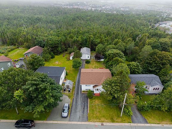 3rd image of 188 Old Petty Harbour Road