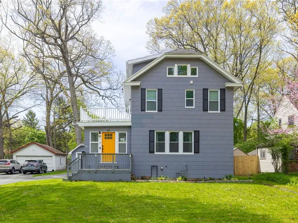 29 W Boulevard Pkwy, Rochester, NY 14612