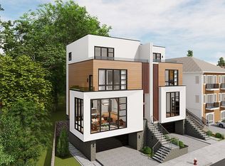 582 Undercliff Ave, Edgewater, NJ 07020