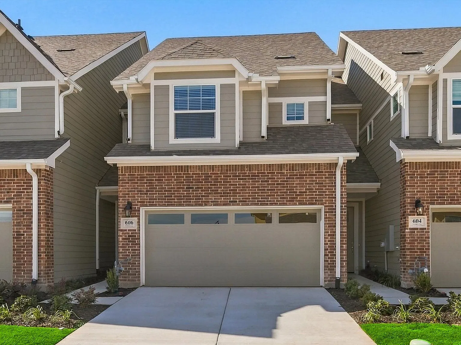 3 bed, 1759 sqft, $2,650 — Photo 1