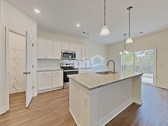 4th image of 4904 Chutney Dr