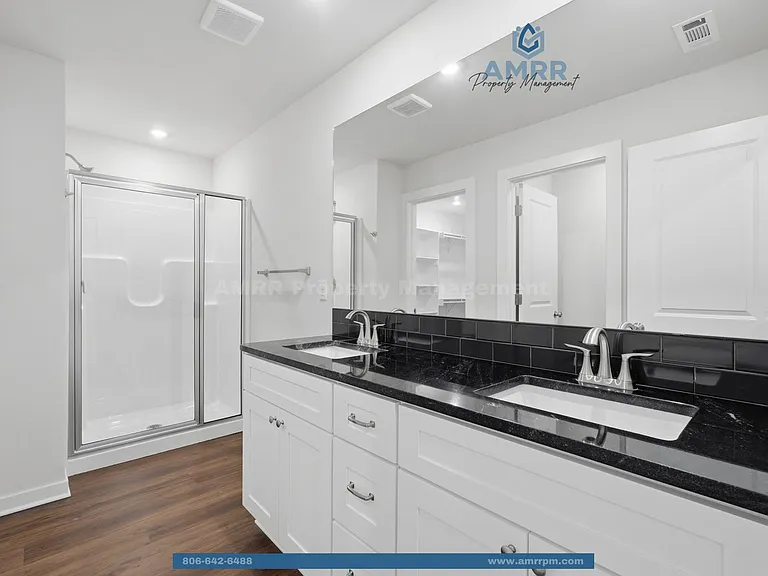402 Cattleman Ln — Photo 14
