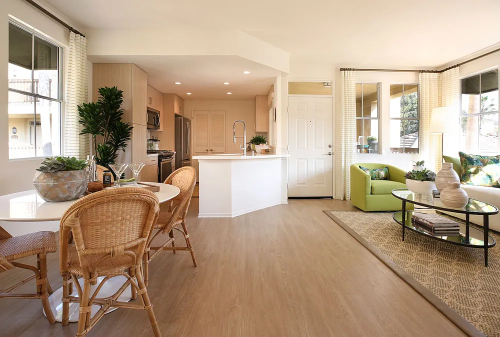 Baypointe Apartment Homes — Photo 1