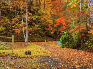 348 King Rd, Gatlinburg, TN 37738