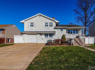 110 Wortylko St, Carteret, NJ 07008