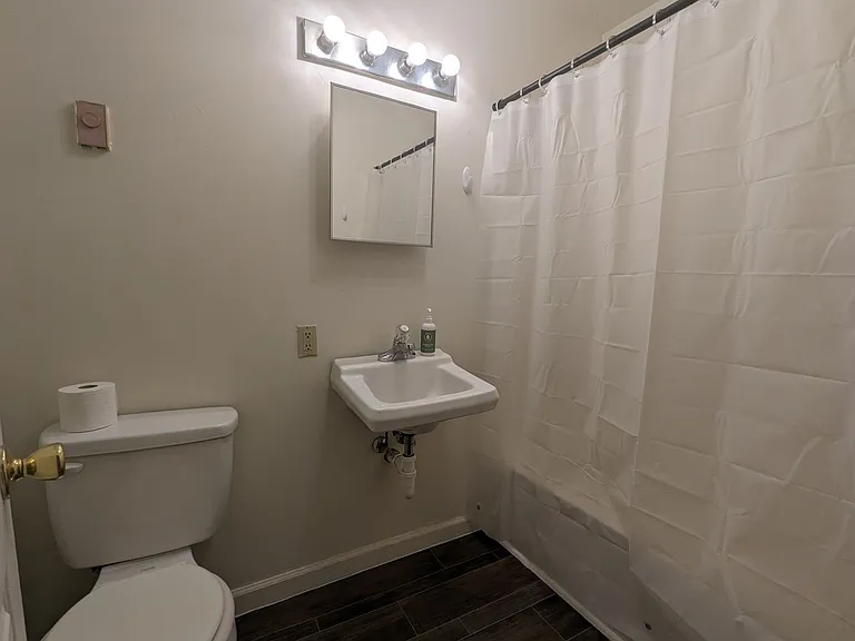 507 S Ash St — Photo 13