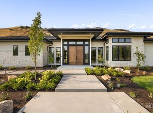 243 N Burgundy Rose Ln, Boise, ID 83712
