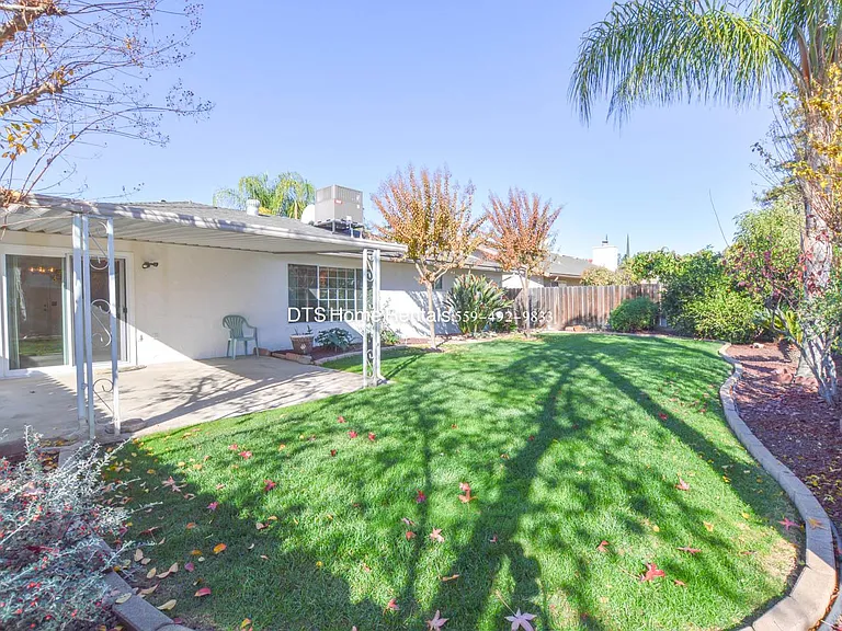 8206 N San Pablo Ave — Photo 15