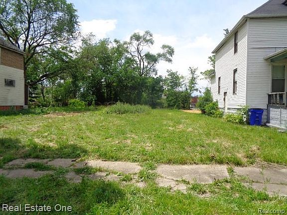 3rd image of 6151 Stanton St