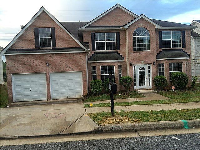 2nd image of 3717 Arminto Dr