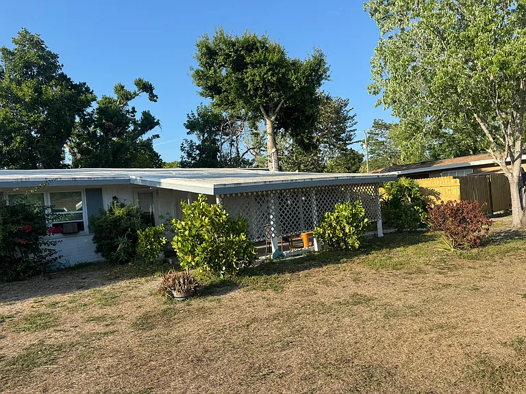 4037 Condor Ln #5 — Photo 5