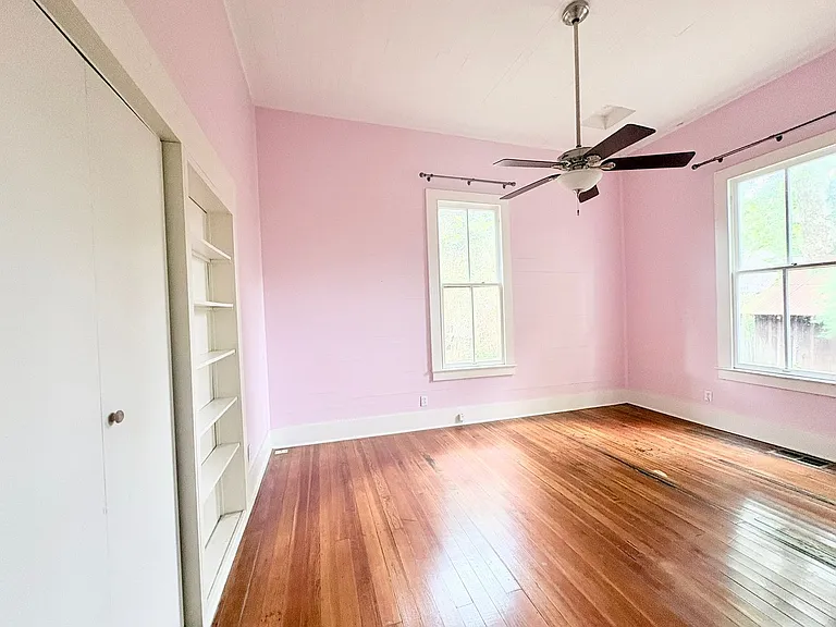 215 Versailles Blvd — Photo 14