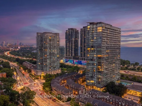 103 The Queensway #901, Toronto, ON M6S 5B3