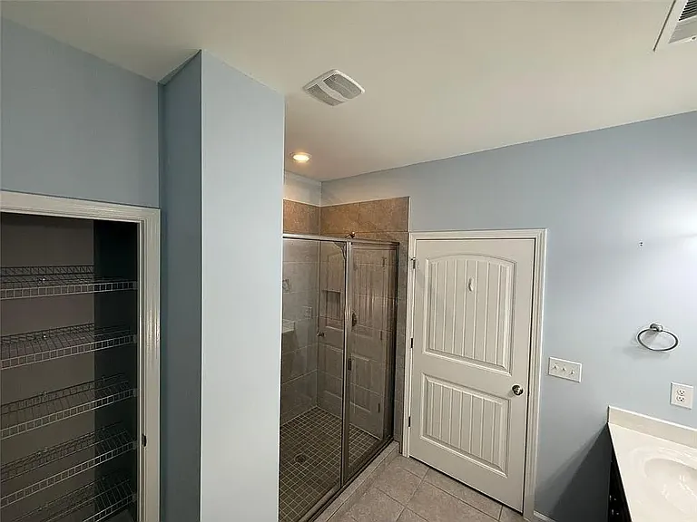 2460 Laurel Gate Ln — Photo 5