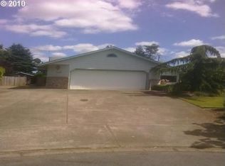420 NE 27th St, McMinnville, OR 97128