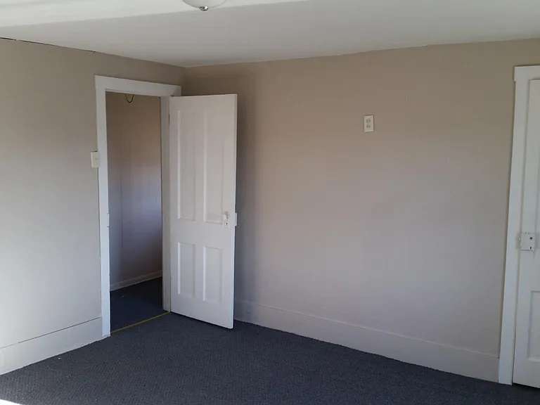 109 E Ash Ave — Photo 15