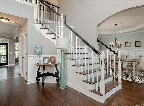 2nd image of 9533 Saint Barts Ln