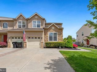 18 Zion Dr, Berlin, NJ 08009