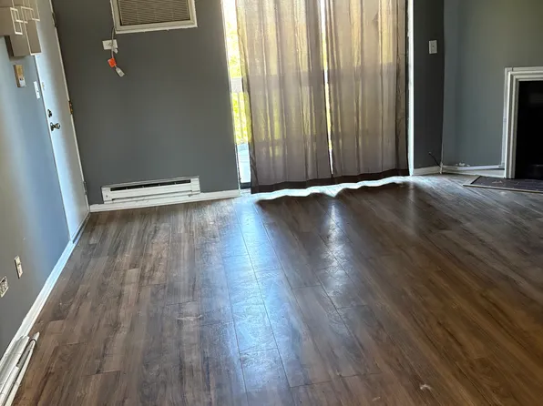 460 E Osage Ln, Palatine, IL 60074