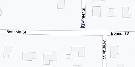 2nd image of 119 Winter St