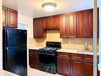 Rented by Zjama Realty Corp