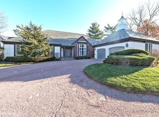 607 Burr Ridge Clb, Burr Ridge, IL 60527