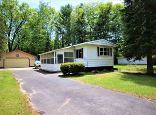 627 Ridgeview Dr, Prudenville, MI 48651