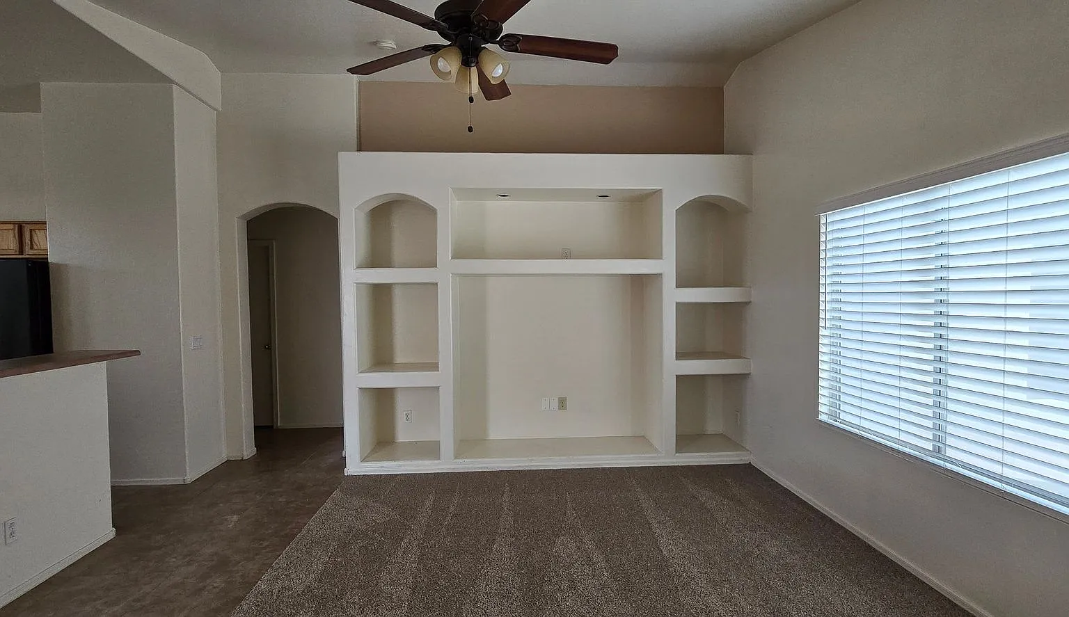 10936 W Vista Ave (Country Meadows — Photo 2