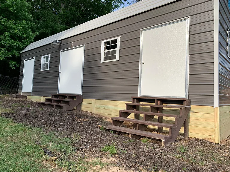 HUGE Storage Building for Shop, Office, Combination or Flex Space!