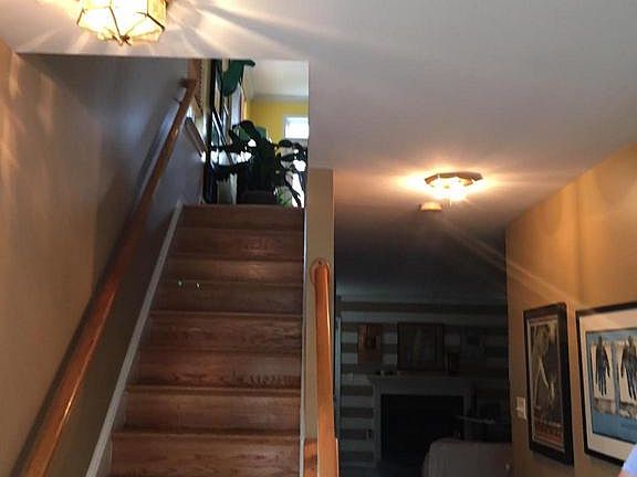 4th image of 6931 Gourock Ct
