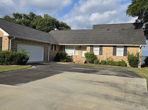 459 Santee Dr, Santee, SC 29142