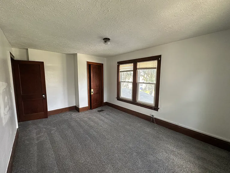 2037 Floral Ave — Photo 18