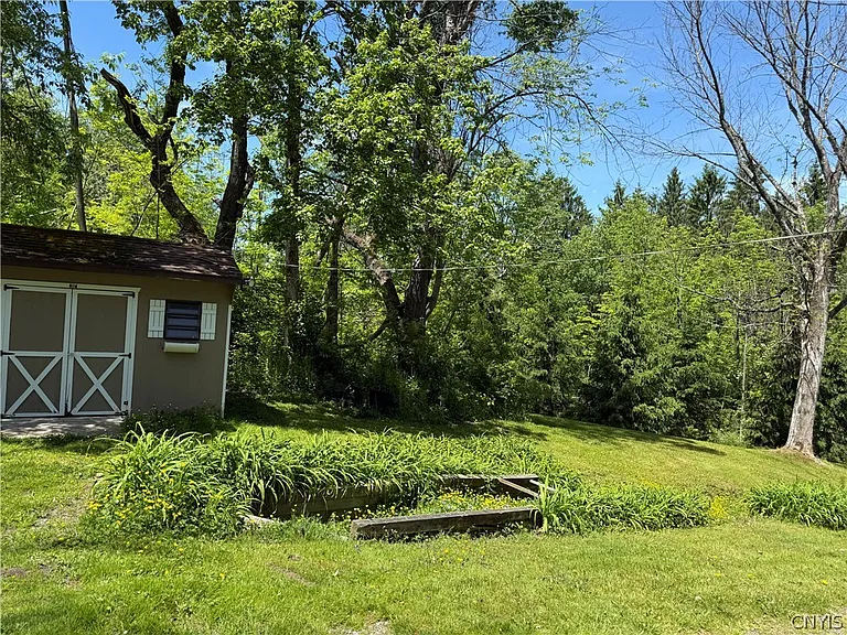 1783 Traverse Rd — Photo 8