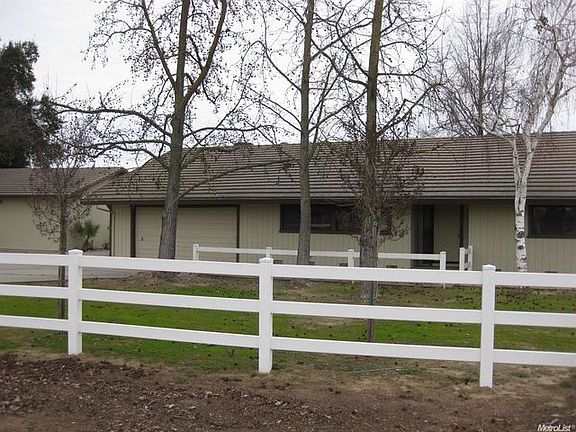 2nd image of 17644 N Kennison Ln