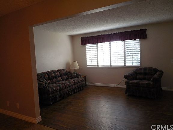 5th image of 662 W 48th St