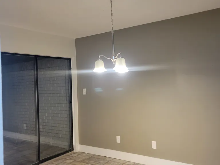 2840 Lee St — Photo 39