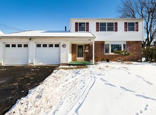 855 Phillips Rd, Warminster, PA 18974