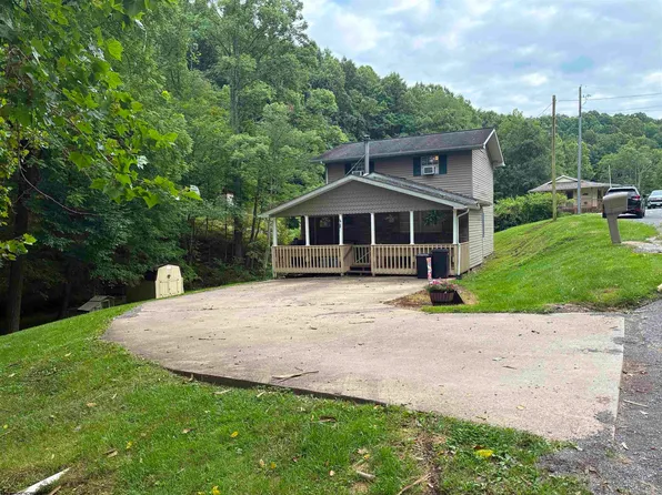 338 Mount Harmony Rd, Fairmont, WV 26554